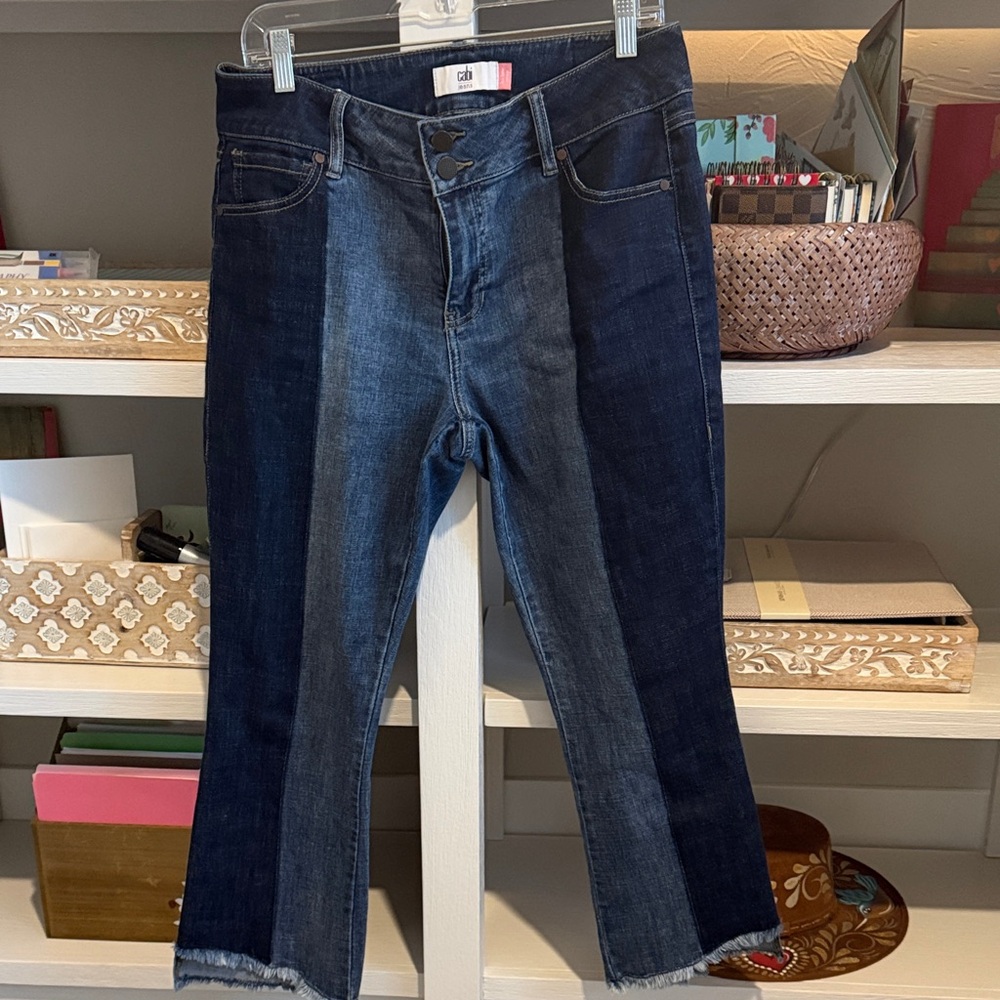 Cabi High Low Crops Size 10. Style 6281 Dual Tone Denim Jeans!